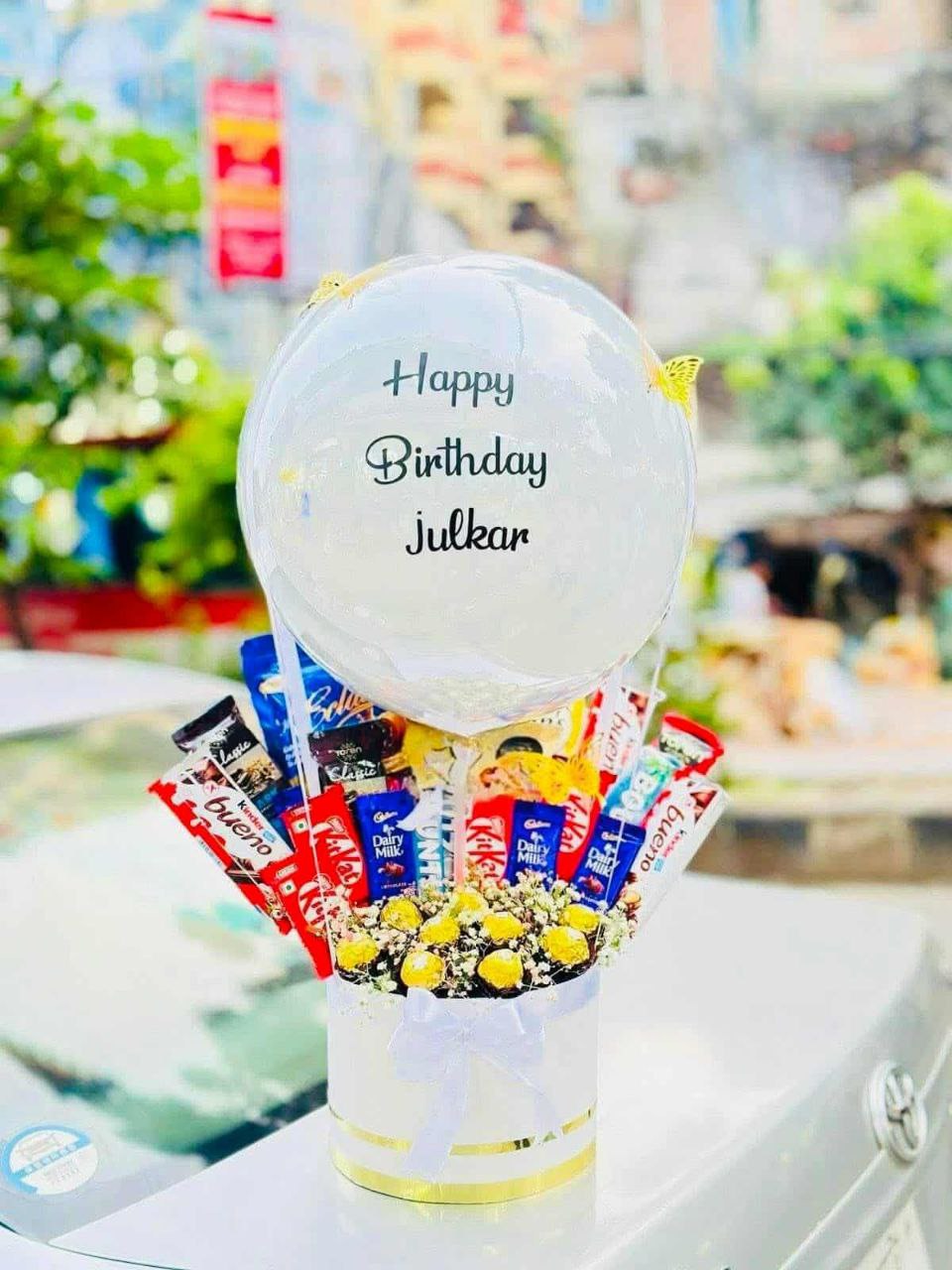 photo_2025-09-26_22-11-11 Balloon Bouquet with chocolate - Image 1