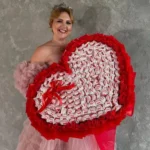 Raffaello Chocolate Heart Bouquet – 200 Pcs